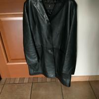 Giacca in vera pelle unisex.