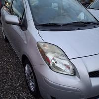 TOYOTA - Yaris - 1.0 5p. Sol