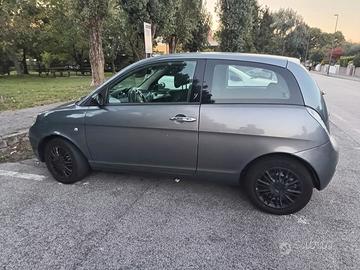 Lancia Ypsilon 1.3 del 2008 in provincia di Padova