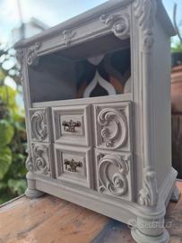 Coppia di Comodini Restylizzati – Stile Barocco Sh