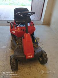 Trattorino tagliaerba MTD 76 Sde