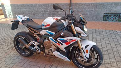 BMW S1000R