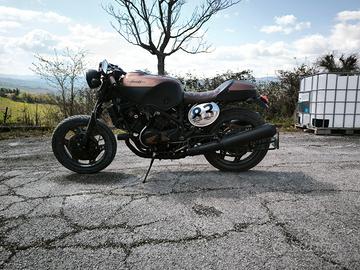 Honda VF400 Café Racer - Restauro Totale -