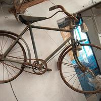 antica bicicletta con freni a bacchetta 
