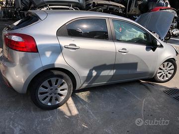 Kia Rio "2012" 1400 CRDI 66KW 90CV "D4FC"