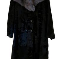 pelliccia di persiano nero 