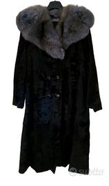 pelliccia di persiano nero 