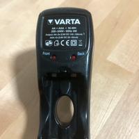 Caricatore batterie marca VARTA