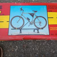 coppia di porta biciclette universali