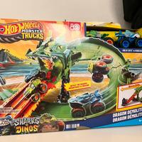 Hot Wheels Monster Trucks Dragon Destruction