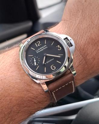 Panerai Luminor Pam 915