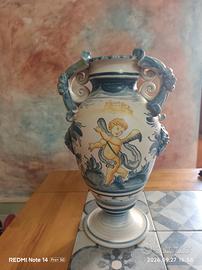 Anfora in maiolica 