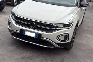 VOLKWAGEN T-ROC