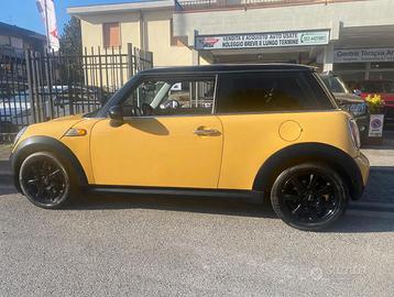 Mini 1.6 16V Cooper GPL
