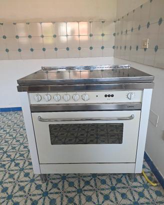 Cucina LOFRA a gas con forno elettrico 