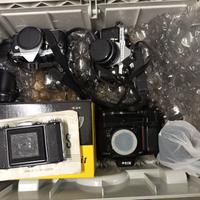 Macchine fotograficahe e accessori.