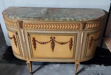 mobile antico con piano in onice 