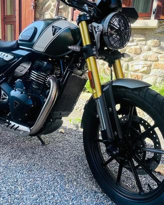 Triumph scrambler x 400