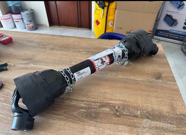 Giunto trattore per giardino