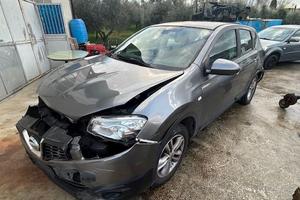 Nissan Qashqai SINISTRATA