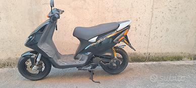 Piaggio nrg mc2 -50 cc a liquido