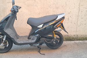 Piaggio nrg mc2 -50 cc a liquido