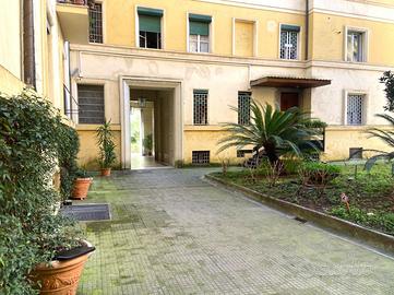 Cantina Roma [Cod. rif 3304893ACG]