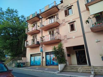 Appartamento a Tortorici ( ME)