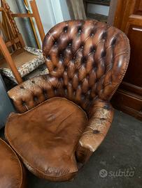 Coppia poltrone Chesterfield