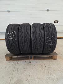 4 gomme Michelin 215 55 18 invernali