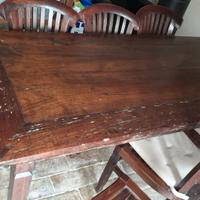 Tavolo legno massello con sedie