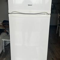 Frigorifero marca Dikom