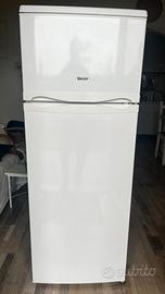 Frigorifero marca Dikom