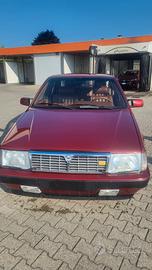 lancia Thema Ferrari 8.32 