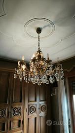 Lampadario anni ’50 in vetro e cristalli – 8 luci