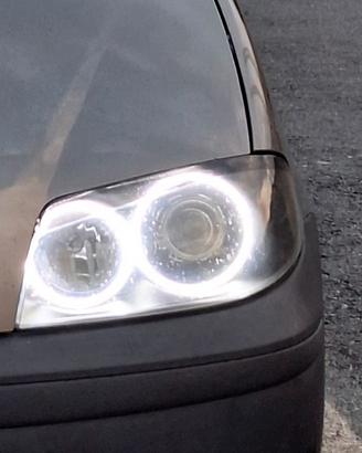 fari punto con angel eyes