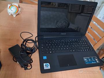 computer portatile asus