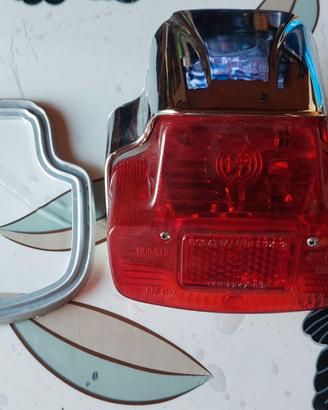 Gruppo Ottico Fanale Faro Posteriore Vespa GT Spri