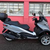 PARABREZZA MP3 350/400/500 HPE DAL 2018 AL 2021