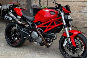 Ducati Monster 796 depotenziata A2