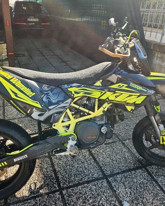 KTM 690 SMC A2