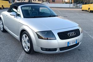 Audi TT Cabrio mk1 1.8 T 180 CV