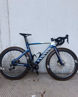 Aeroad CF SL 8 Disc 2022