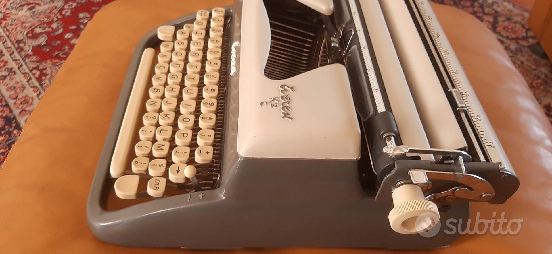 Macchina da Scrivere OLIVETTI EVEREST K2 C (Deluxe)