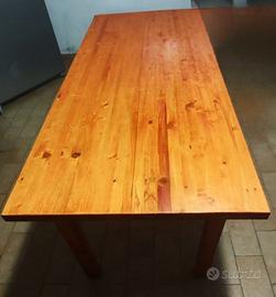 TAVOLO DI PURO LEGNO MASSELLO NOBILE NUOVISSIMO