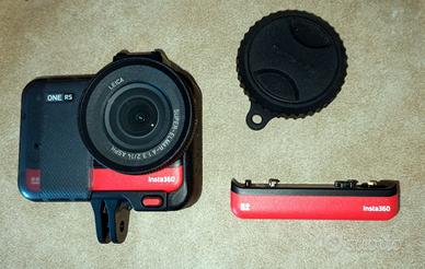 Insta 360 One RS Leica accessori e Batteria extra