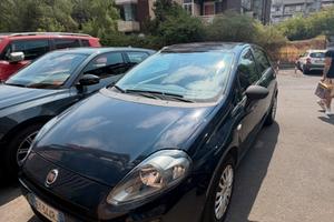 Fiat Punto 1.3 Multijet 75 CV Diesel – 2015 – €3.5
