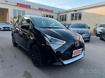 Toyota Aygo Connect 1.0 VVT-i 72CV 5 porte x-cool