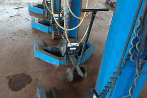 ponte sollevatore mobile 