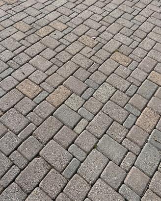 Massetto autobloccante